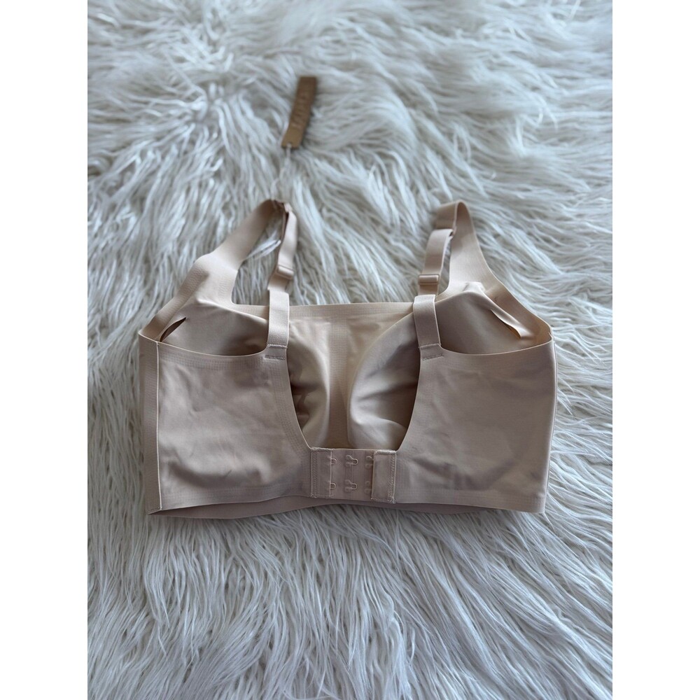 Skims Naked Scoop Bra Sand Size Medium DD - Picture 5 of 7